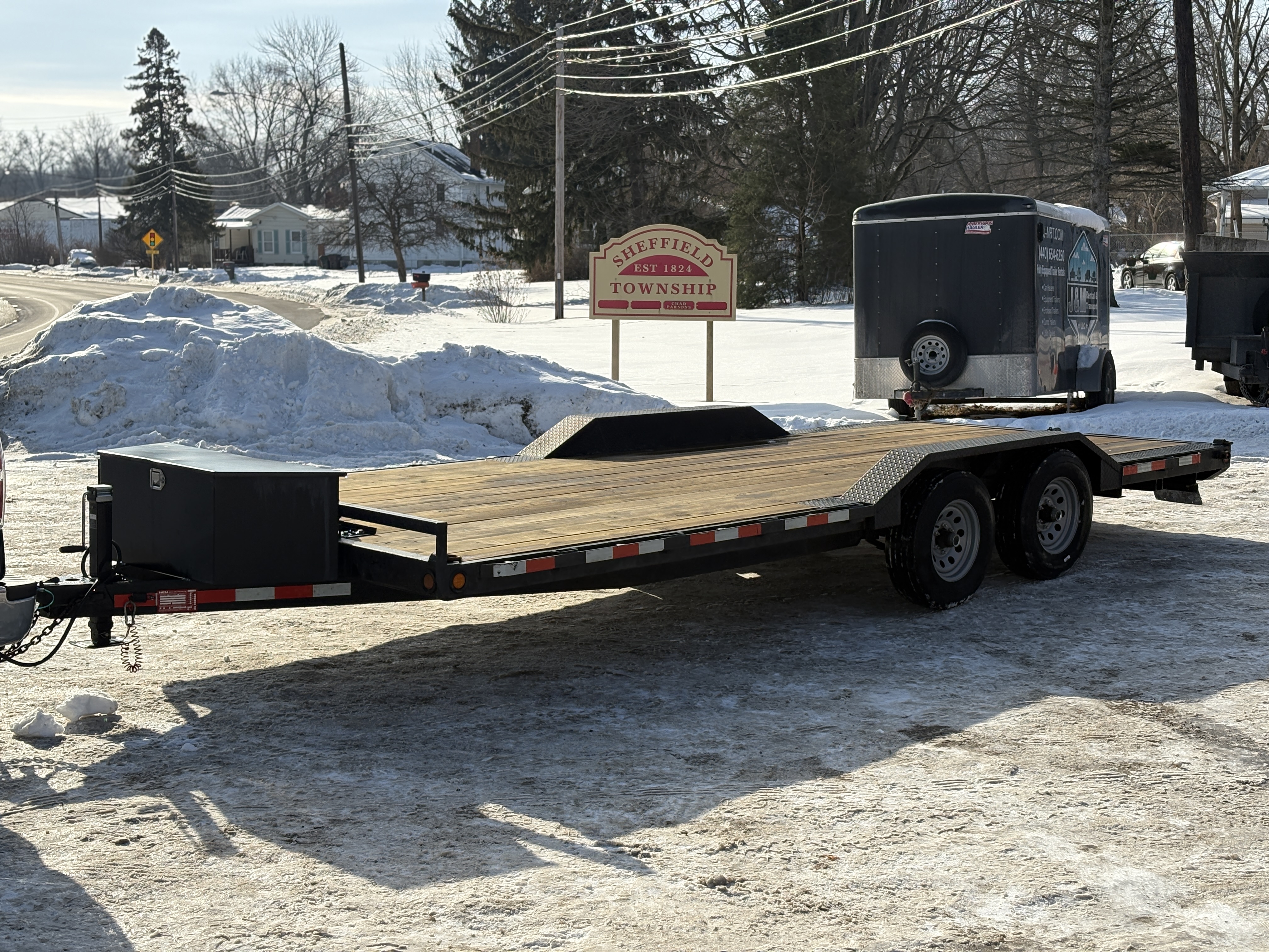 20' DRIVE OVER FENDER HAULER - Image 1